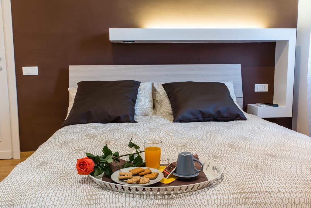 Mirabilia Urbis Roma Bed & Breakfast Екстериор снимка